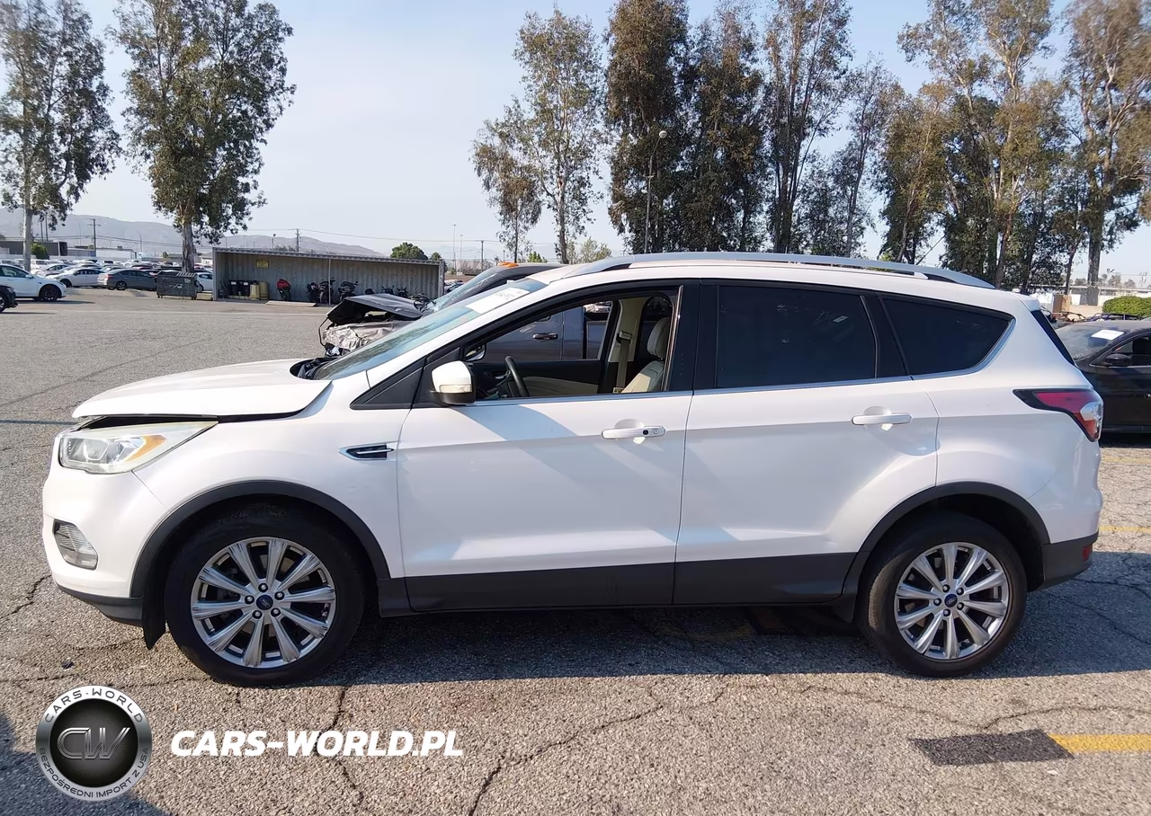 2017 Ford Escape Titanium VIN:1FMCU0J95HUA50827 - 14