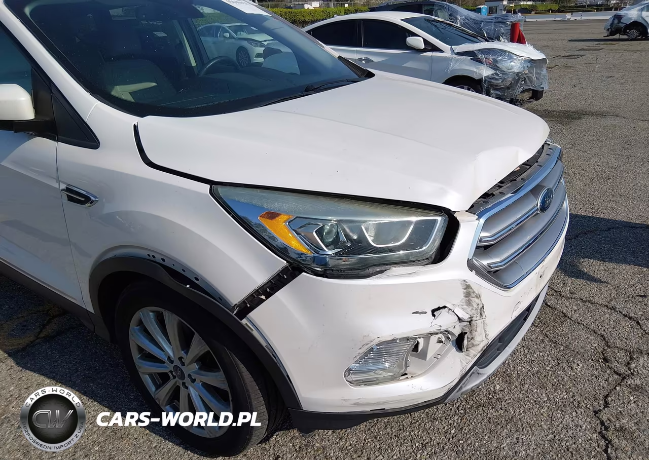 2017 Ford Escape Titanium VIN:1FMCU0J95HUA50827 - 17