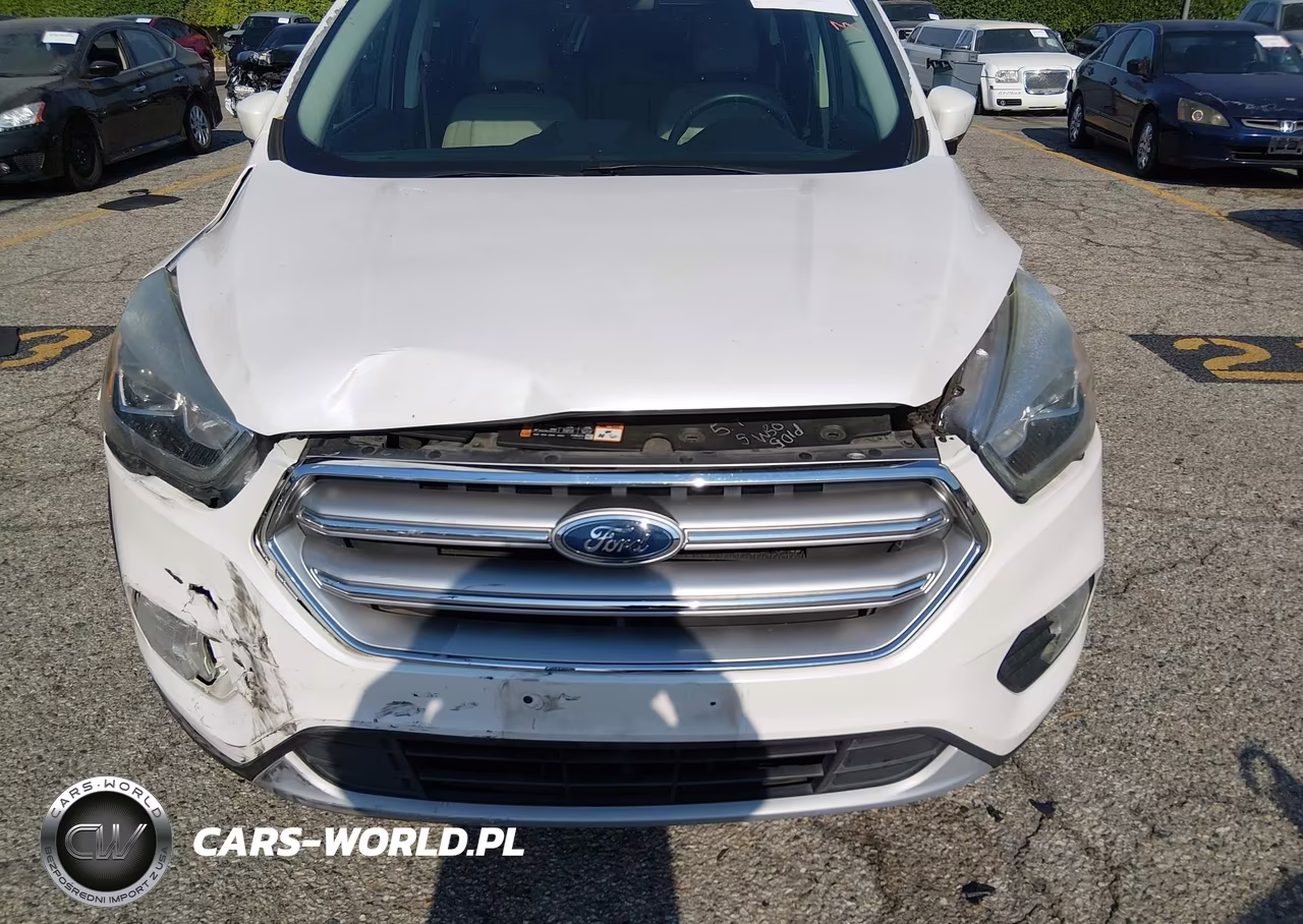 2017 Ford Escape Titanium VIN:1FMCU0J95HUA50827 - 6