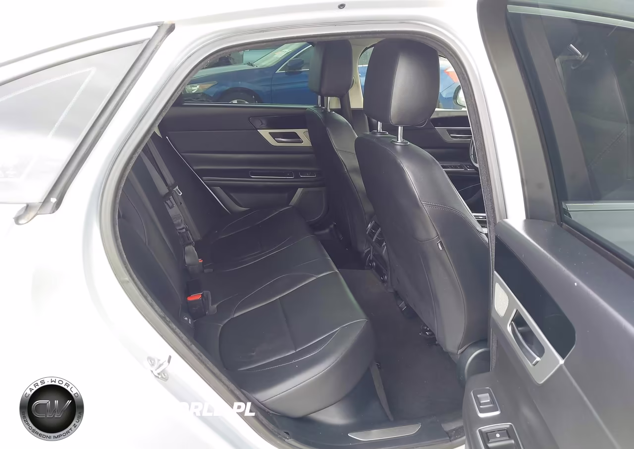 2017 Jaguar Xf 35T Premium VIN:SAJBD4BV9HCY44644 - 8