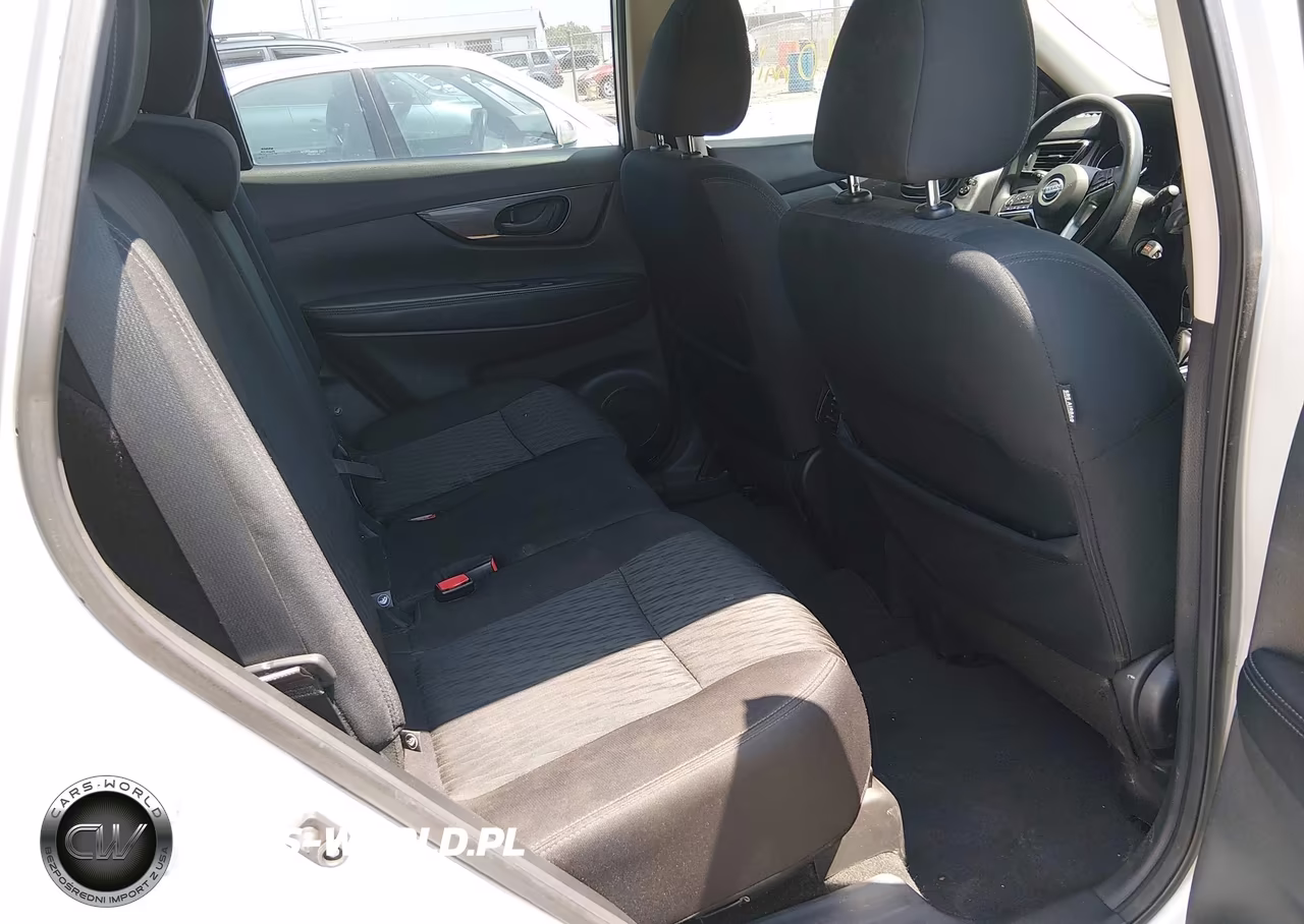 2019 Nissan Rogue S VIN:5N1AT2MV1KC782965 - 8
