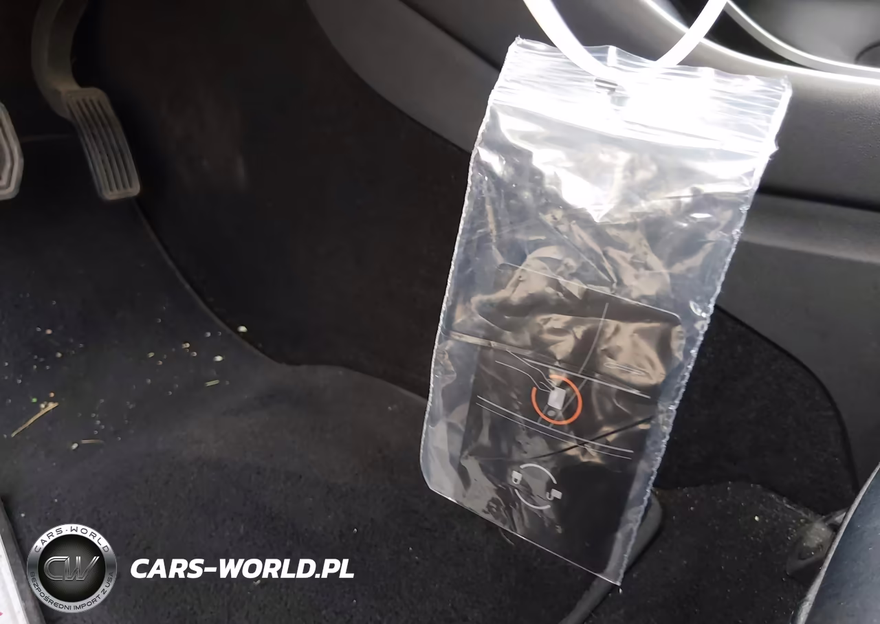 2018 Tesla Model 3 Long Range-Performance VIN:5YJ3E1EB3JF146393 - 11