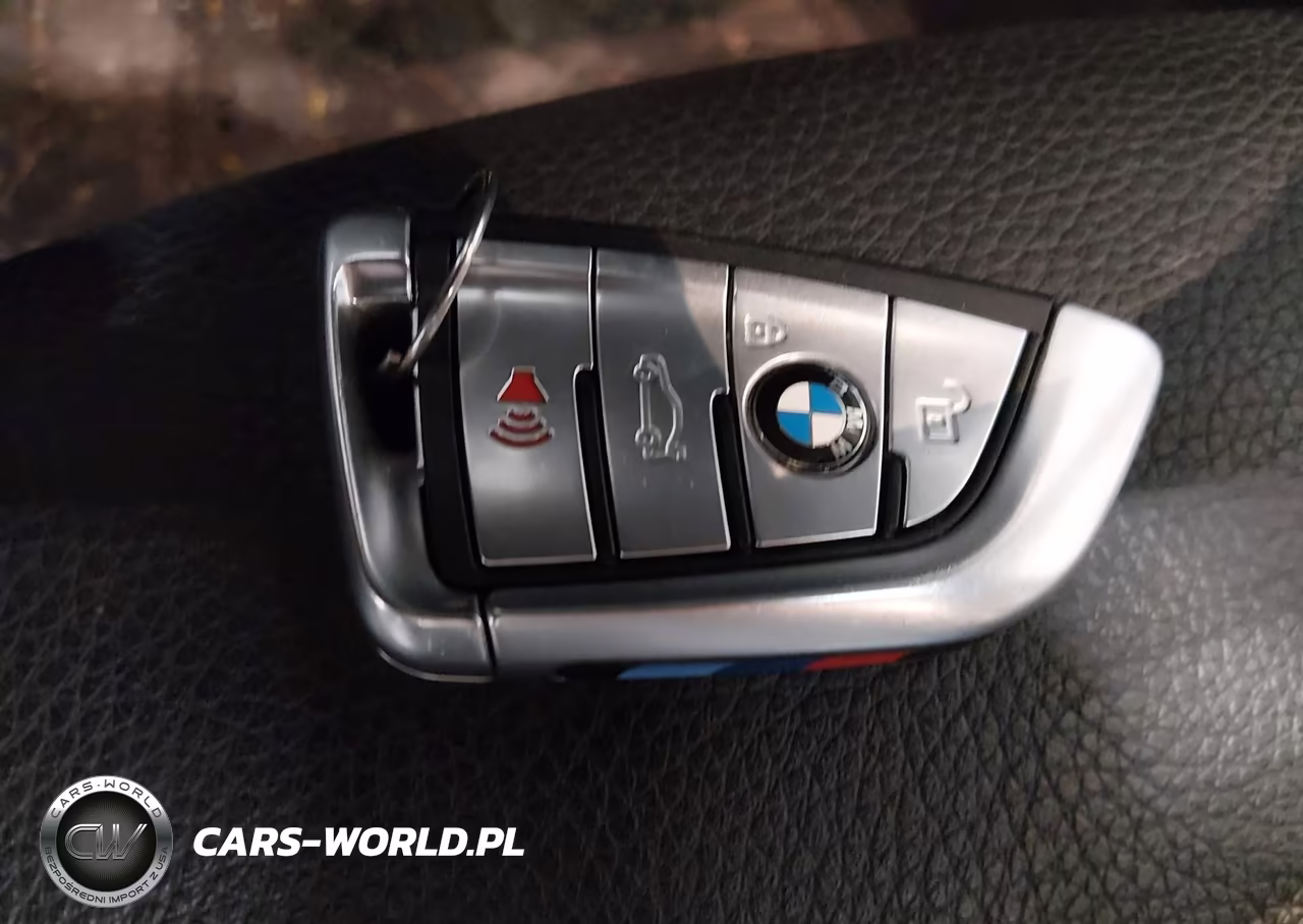 2017 BMW 540I xDrive VIN:WBAJE7C38HG890946 - 11