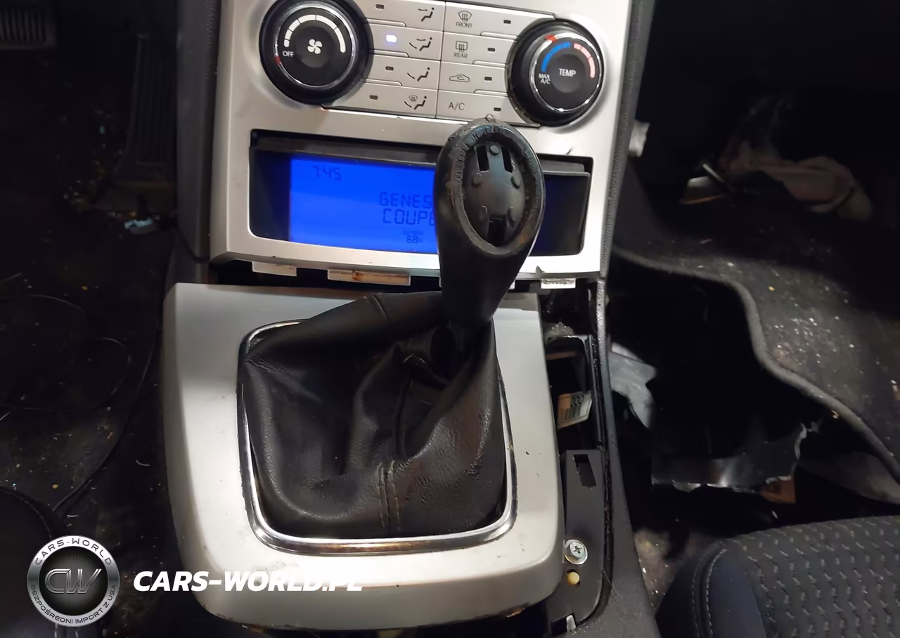 2010 Hyundai Genesis 2.0T VIN:KMHHT6KD4AU008248 - 12