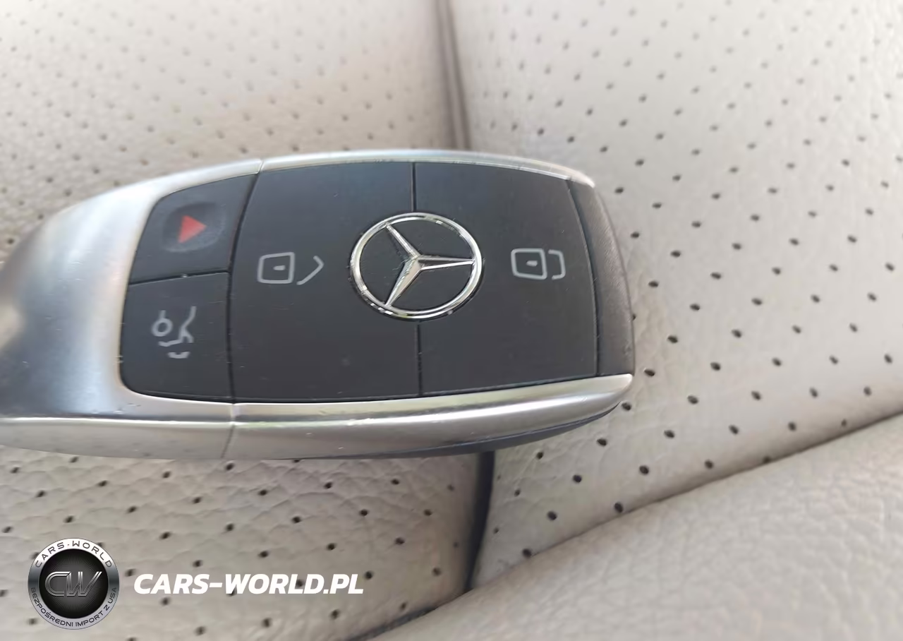 2020 Mercedes-Benz Glc 300 VIN:W1N0G8DB8LF811612 - 11