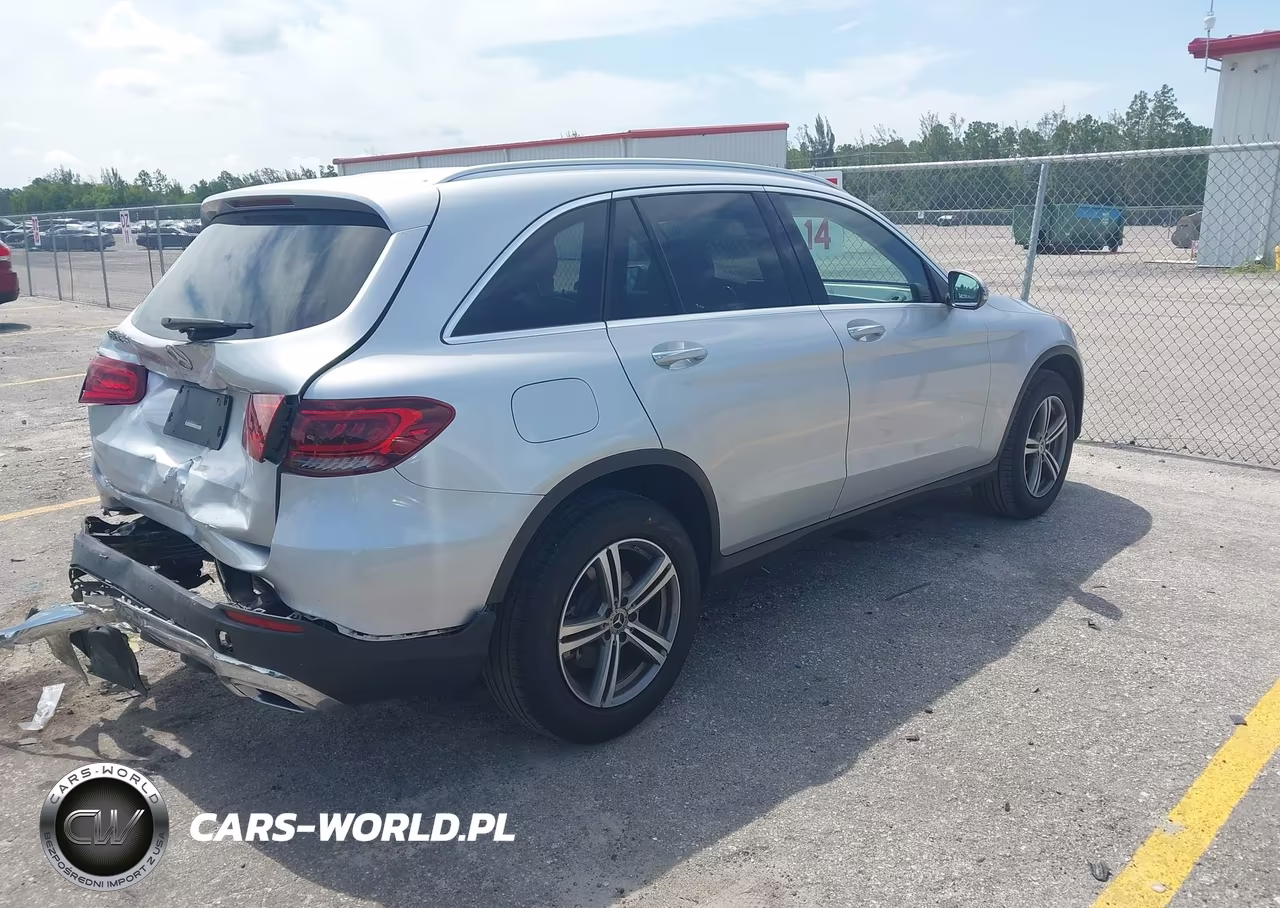 2020 Mercedes-Benz Glc 300 VIN:W1N0G8DB8LF811612 - 4