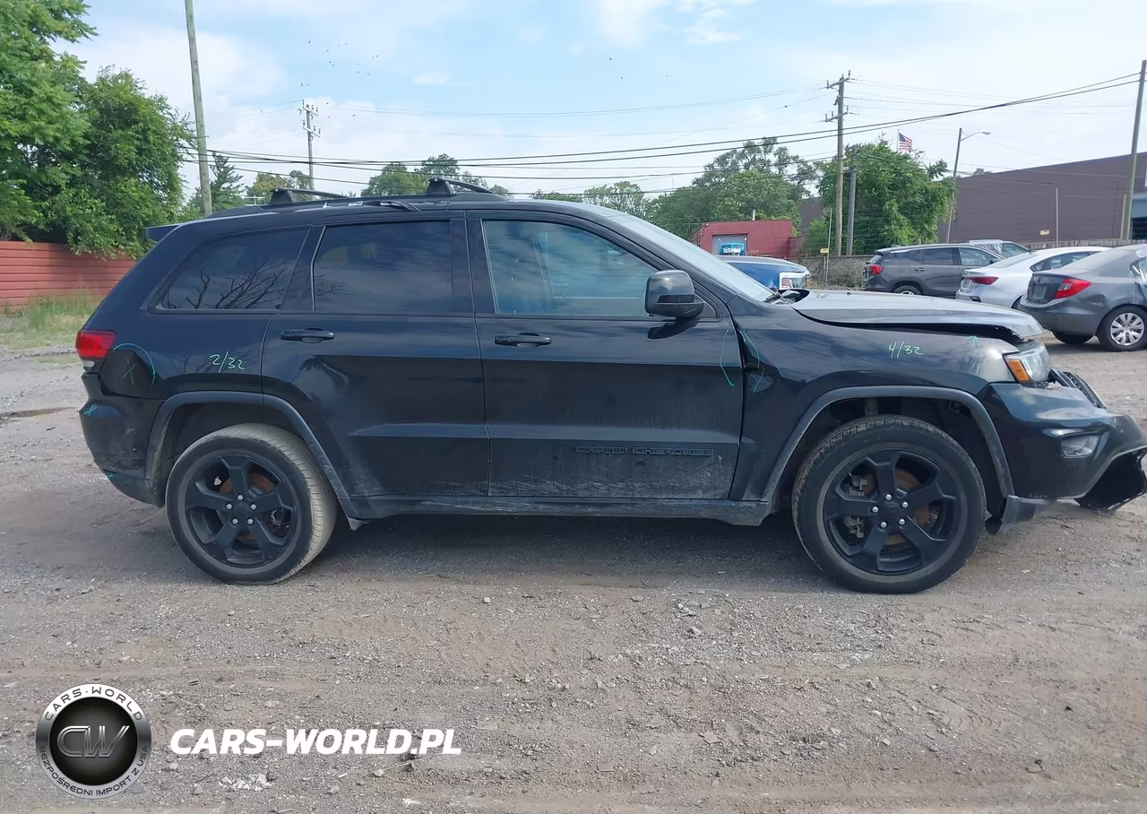 2019 Jeep Grand Cherokee Upland 4X4 VIN:1C4RJFAG6KC544703 - 13