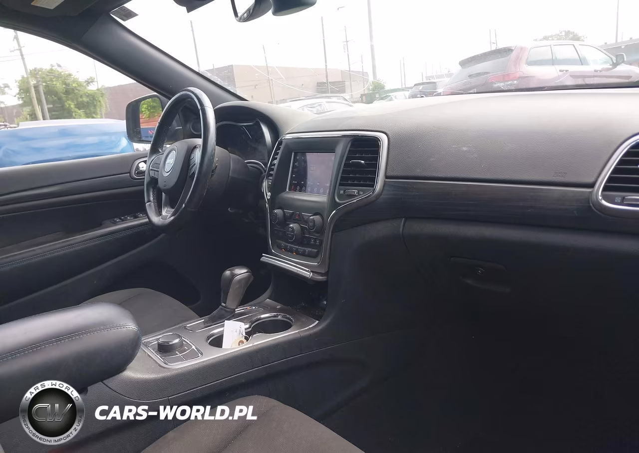 2019 Jeep Grand Cherokee Upland 4X4 VIN:1C4RJFAG6KC544703 - 5