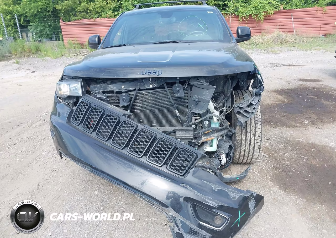 2019 Jeep Grand Cherokee Upland 4X4 VIN:1C4RJFAG6KC544703 - 6