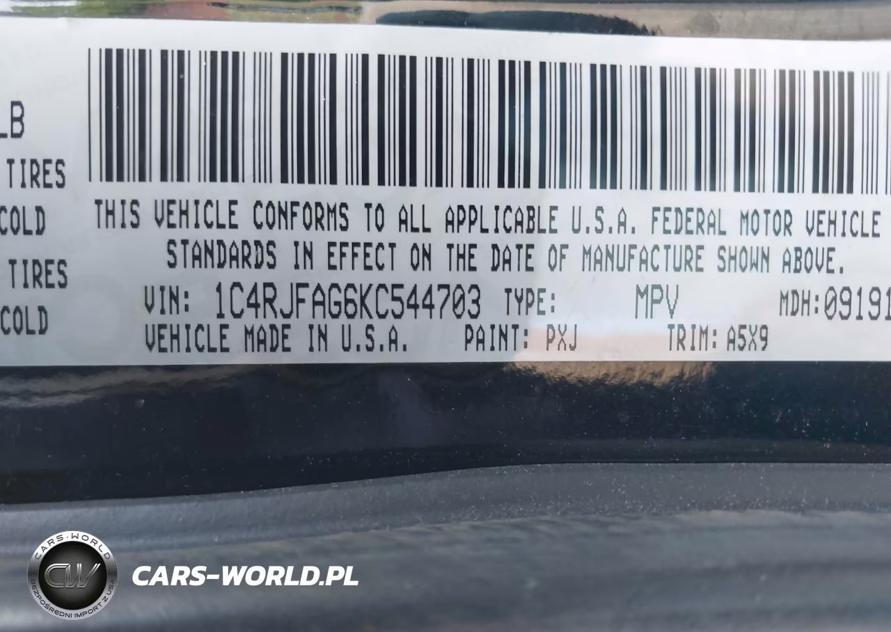 2019 Jeep Grand Cherokee Upland 4X4 VIN:1C4RJFAG6KC544703 - 9