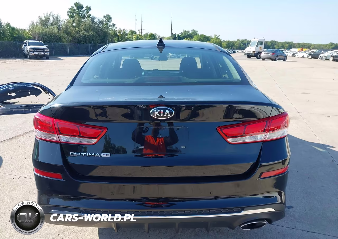 2020 Kia Optima Lx VIN:5XXGT4L37LG450444 - 17