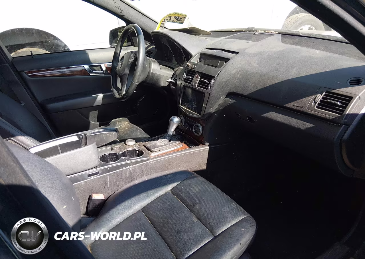2010 Mercedes-Benz C 300 Sport 4Matic VIN:WDDGF8BB6AR126182 - 5