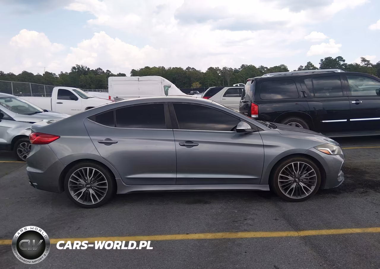 2018 Hyundai Elantra Sport VIN:KMHD04LB8JU685263 - 13