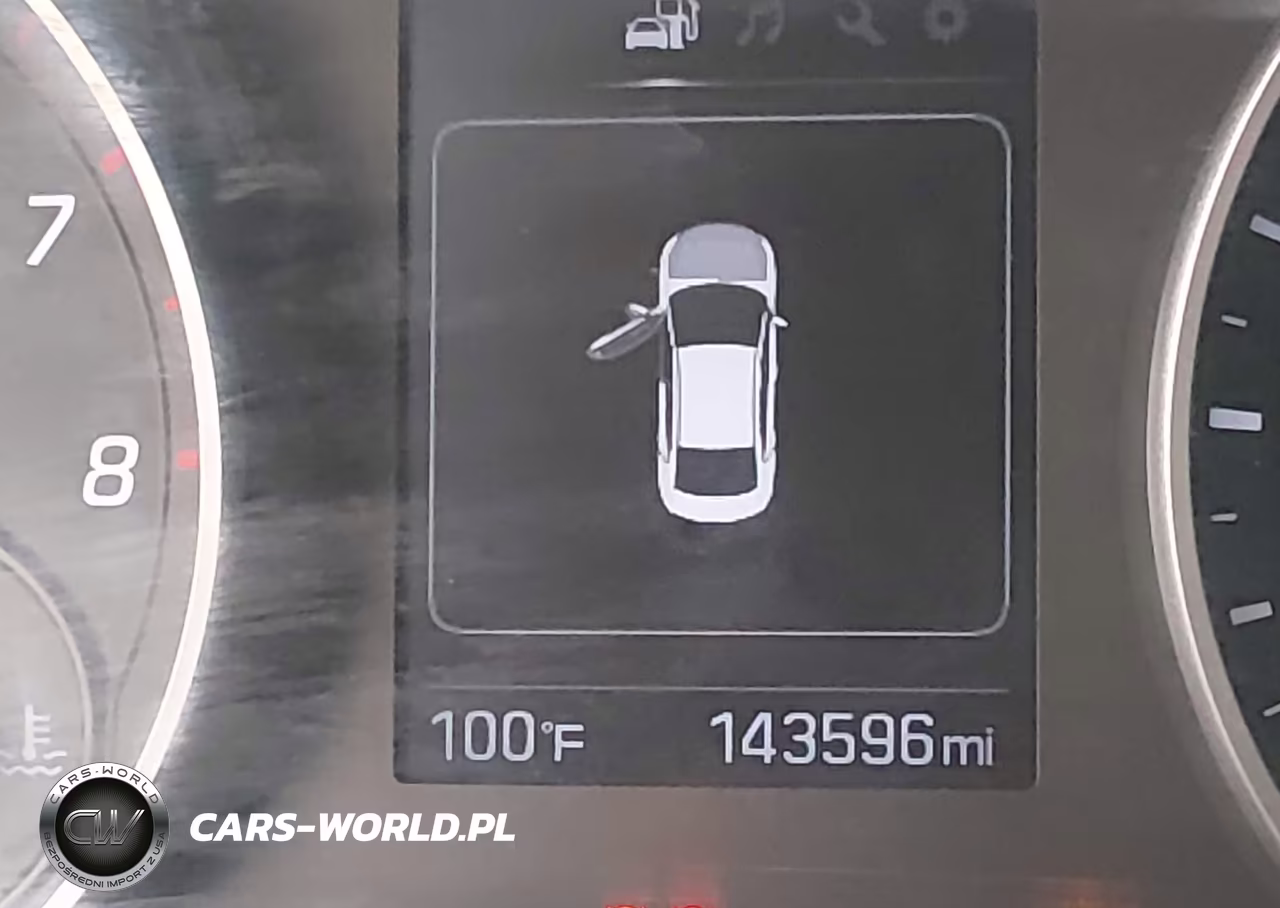 2018 Hyundai Elantra Sport VIN:KMHD04LB8JU685263 - 15