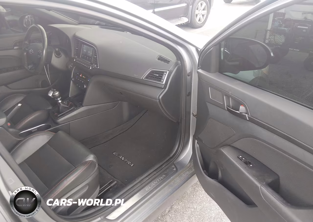 2018 Hyundai Elantra Sport VIN:KMHD04LB8JU685263 - 5