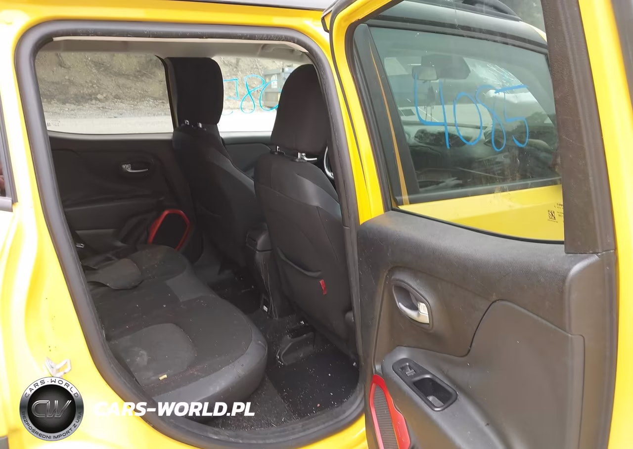 2016 Jeep Renegade Trailhawk VIN:ZACCJBCTXGPD66144 - 8