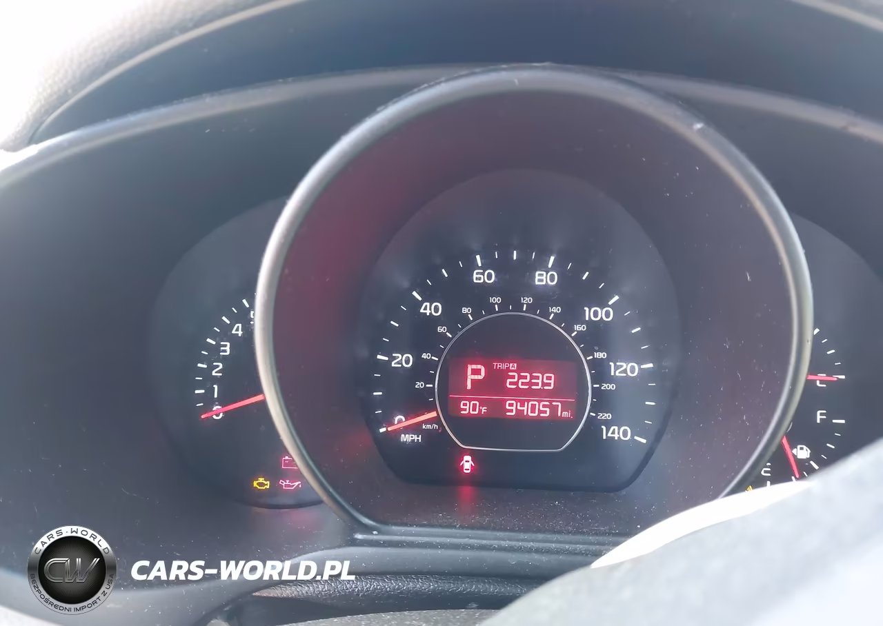 2014 Kia Soul VIN:KNDJN2A2XE7052364 - 7