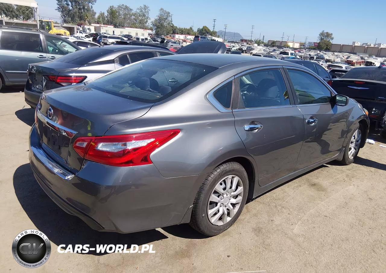 2016 Nissan Altima 2.5 S VIN:1N4AL3AP8GC195904 - 4