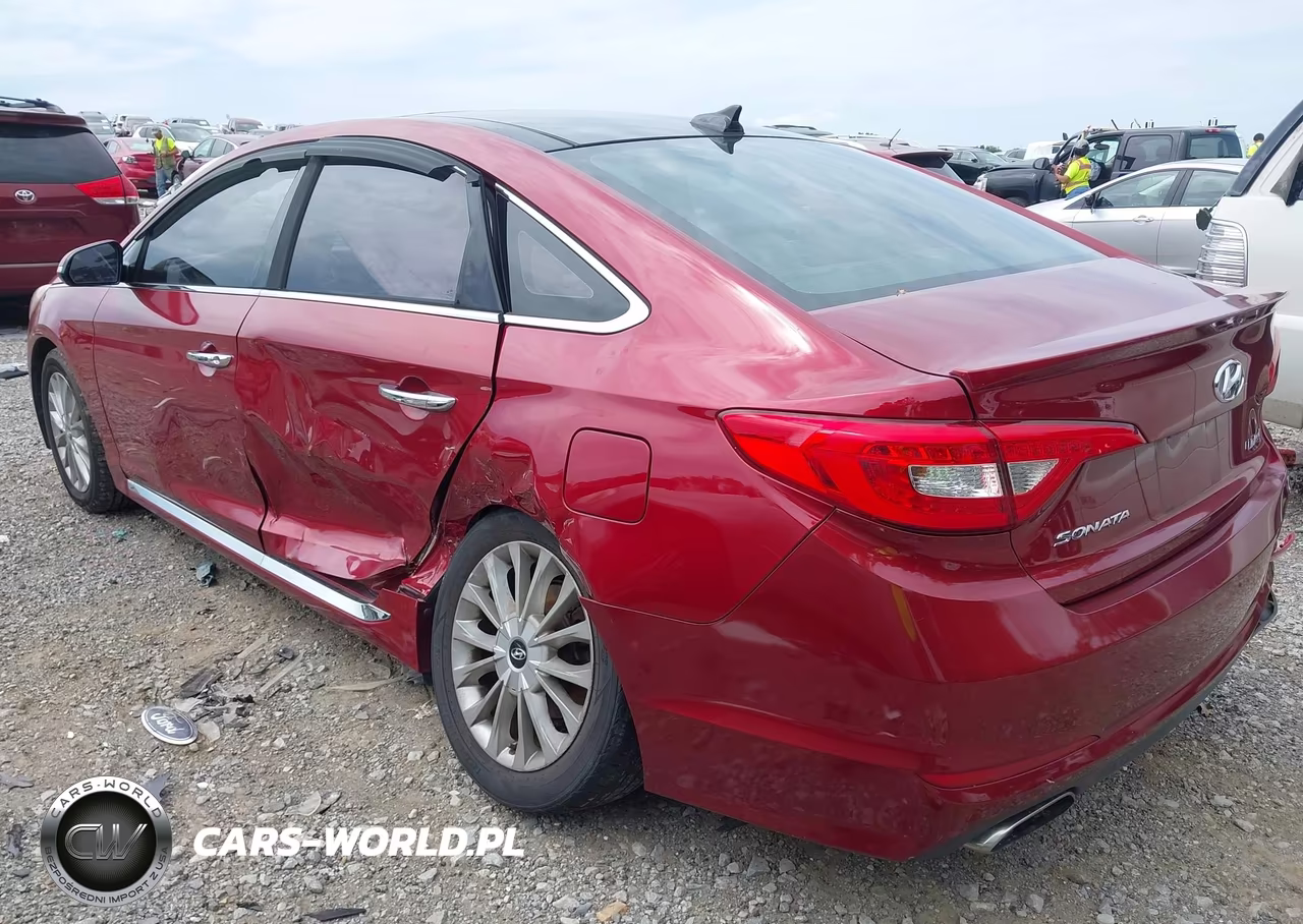 2015 Hyundai Sonata Limited VIN:5NPE34AF0FH098093 - 3