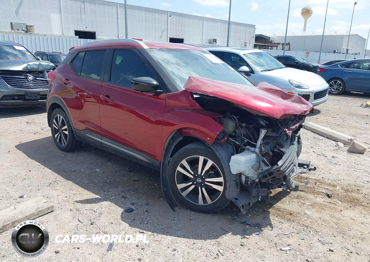 2019 Nissan Kicks Sr