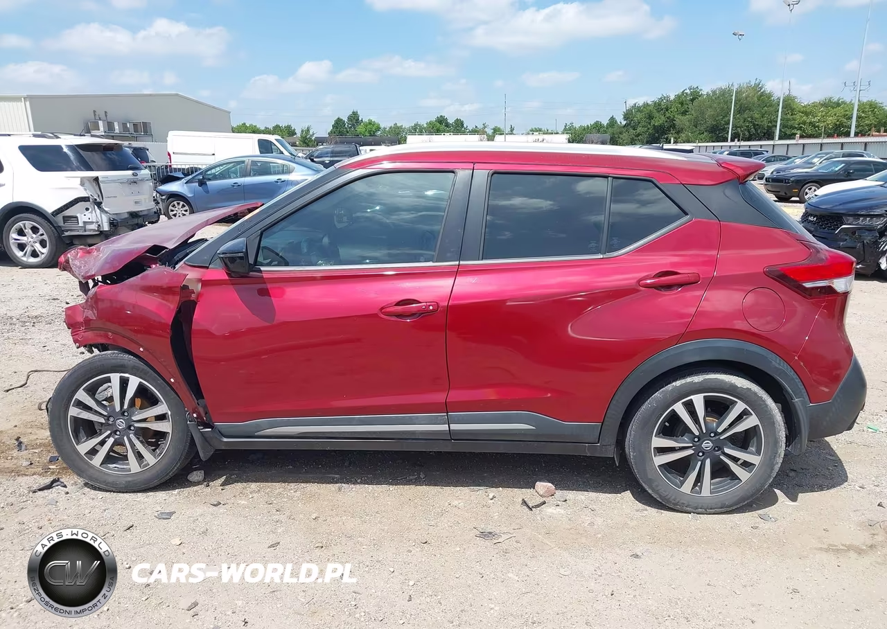 2019 Nissan Kicks Sr VIN:3N1CP5CU7KL532178 - 14