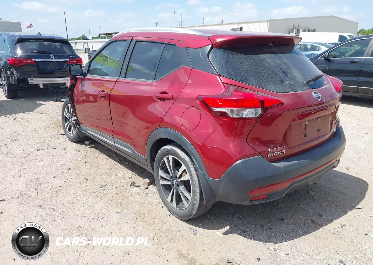 2019 Nissan Kicks Sr VIN:3N1CP5CU7KL532178 - 3