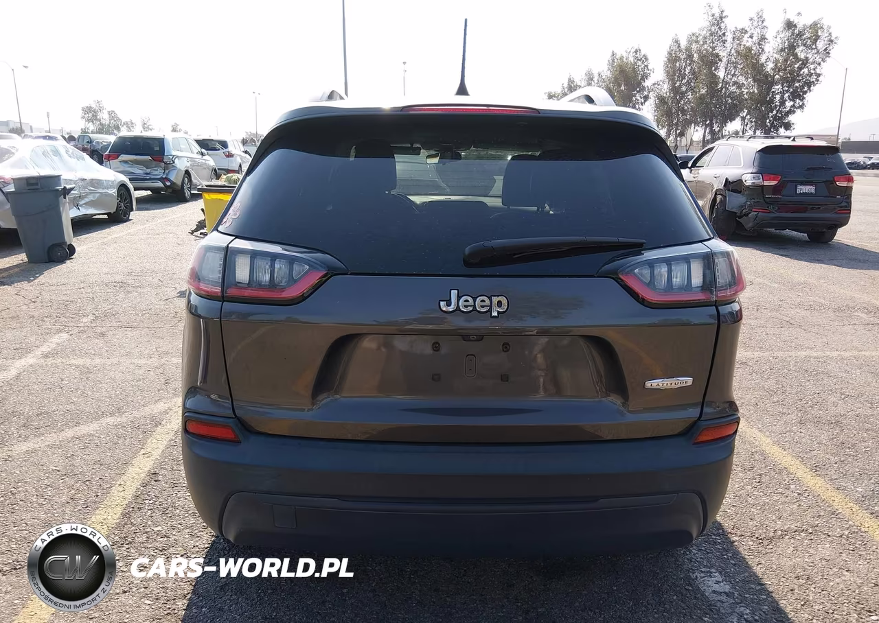 2019 Jeep Cherokee Latitude Plus Fwd VIN:1C4PJLLB1KD130214 - 16