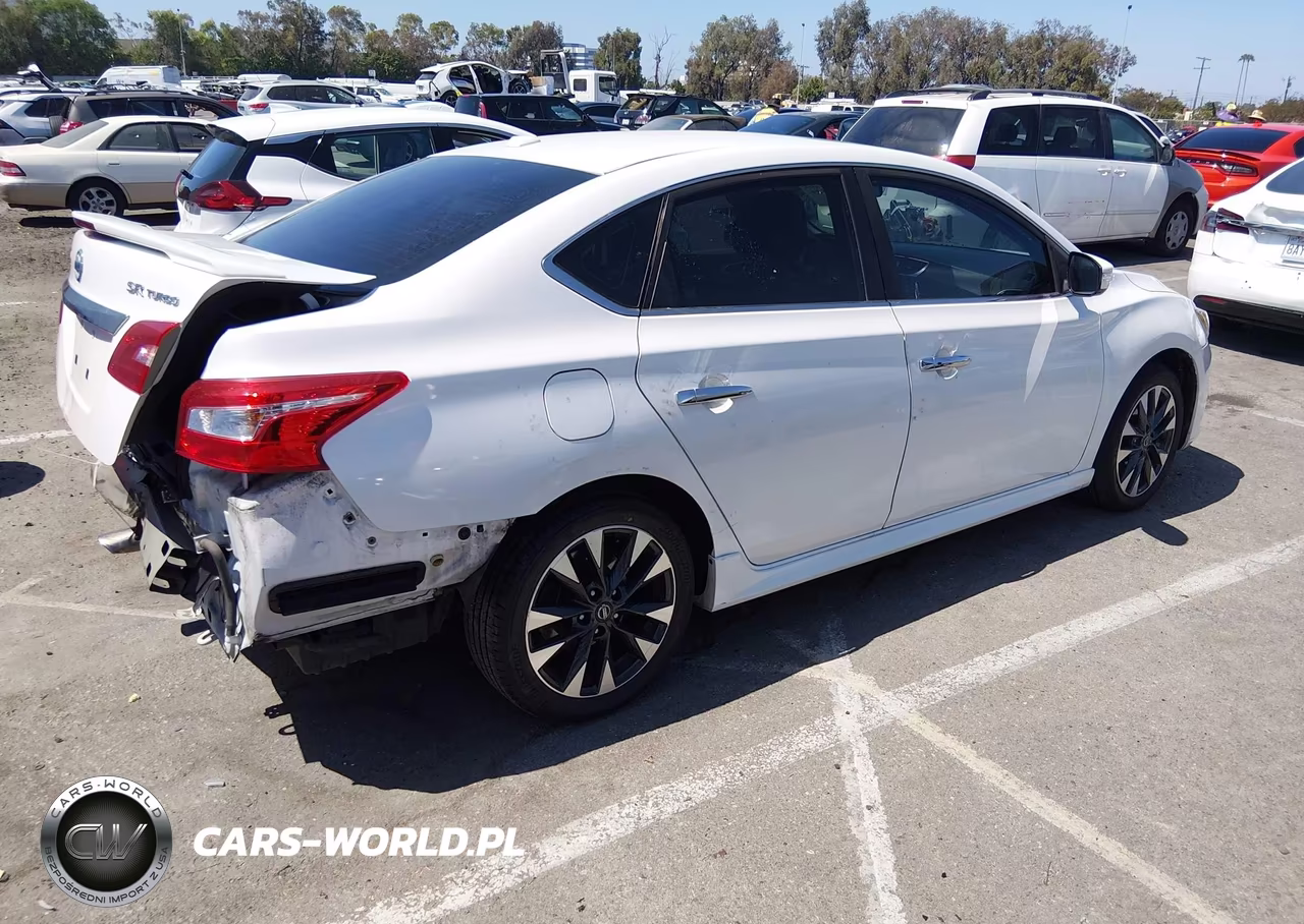 2017 Nissan Sentra Sr Turbo VIN:3N1CB7AP6HY204088 - 4