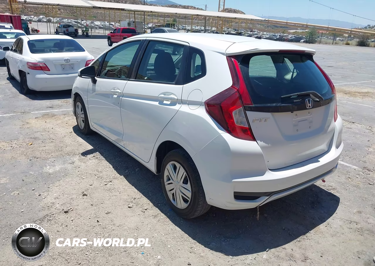 2019 Honda Fit Lx VIN:3HGGK5H47KM751997 - 3