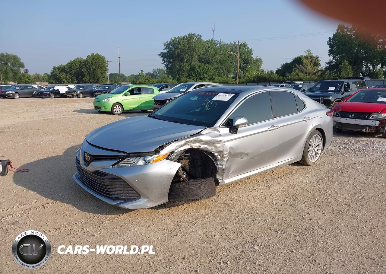 2018 Toyota Camry Xle VIN:4T1B11HK1JU037033 - 2