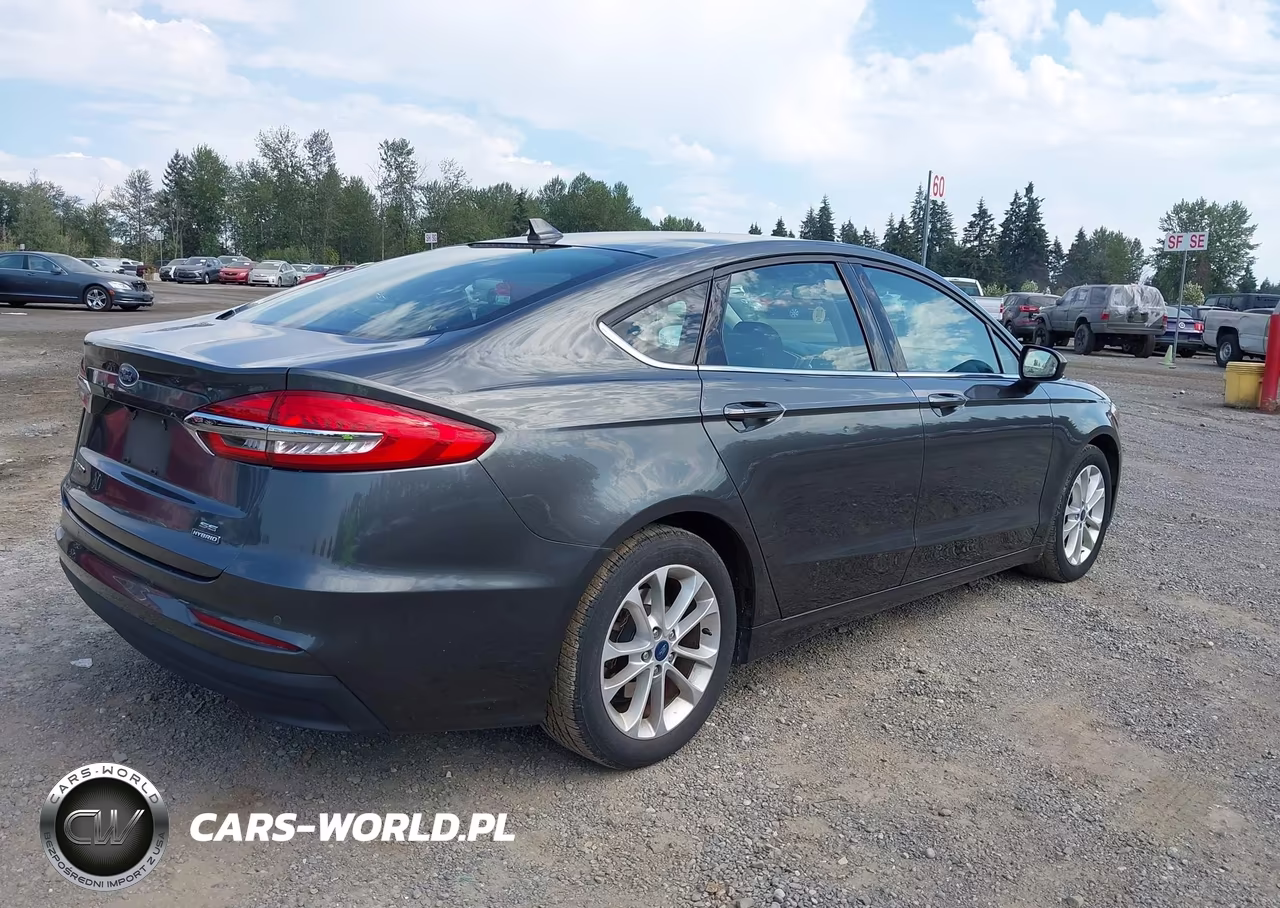 2020 Ford Fusion Hybrid Se VIN:3FA6P0LU7LR262306 - 4