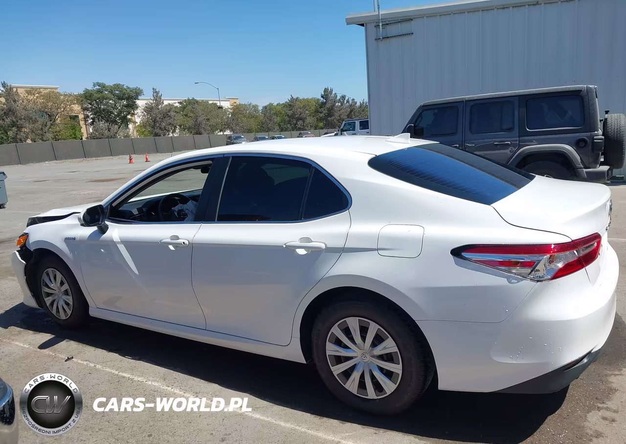 2020 Toyota Camry Le Hybrid VIN:4T1C31AK2LU539528 - 14