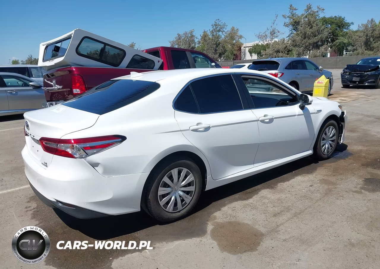2020 Toyota Camry Le Hybrid VIN:4T1C31AK2LU539528 - 4