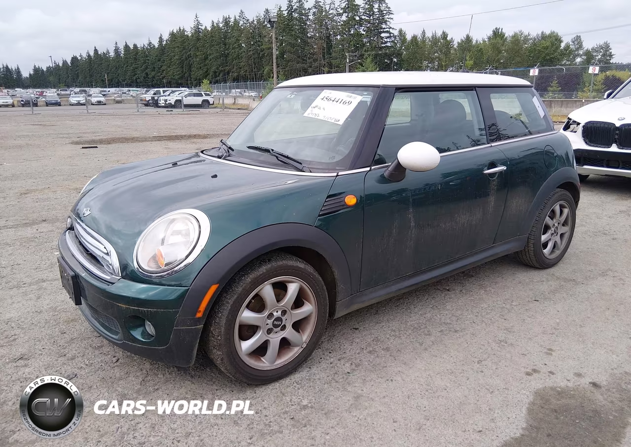 2007 Mini Cooper VIN:WMWMF33567TU60648 - 2
