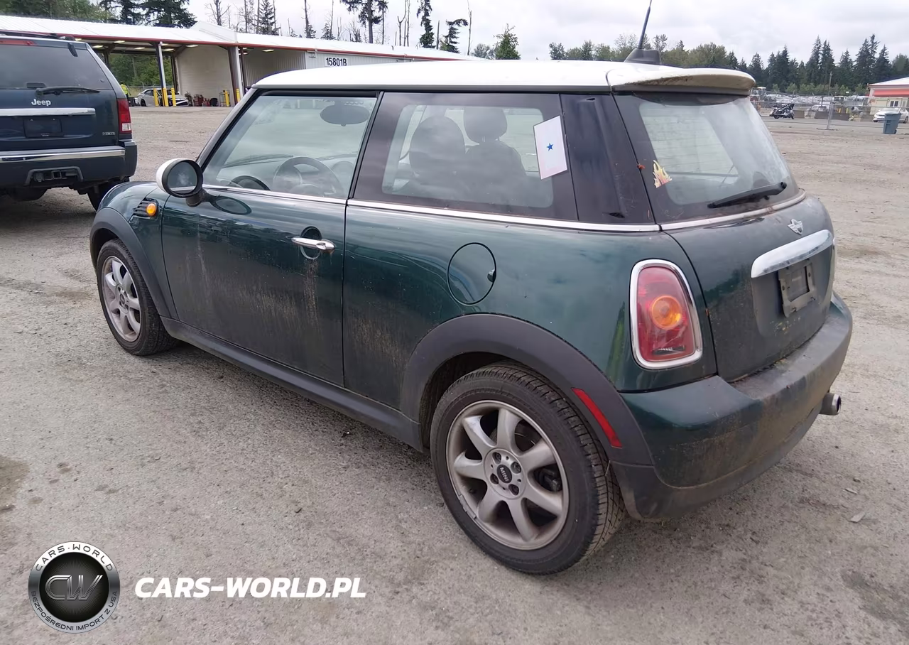 2007 Mini Cooper VIN:WMWMF33567TU60648 - 3
