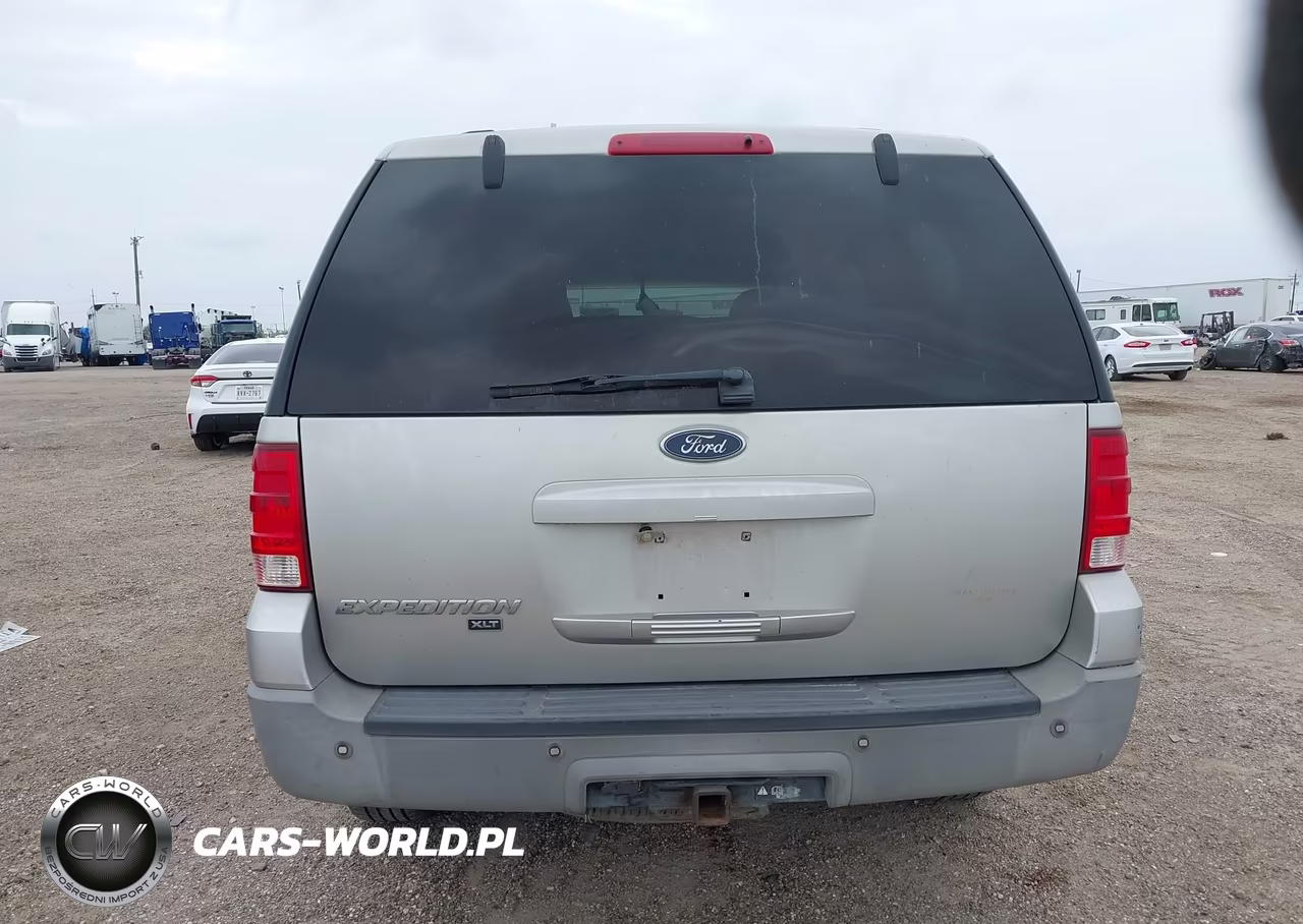 2003 Ford Expedition Xlt VIN:1FMPU15L83LB92116 - 16