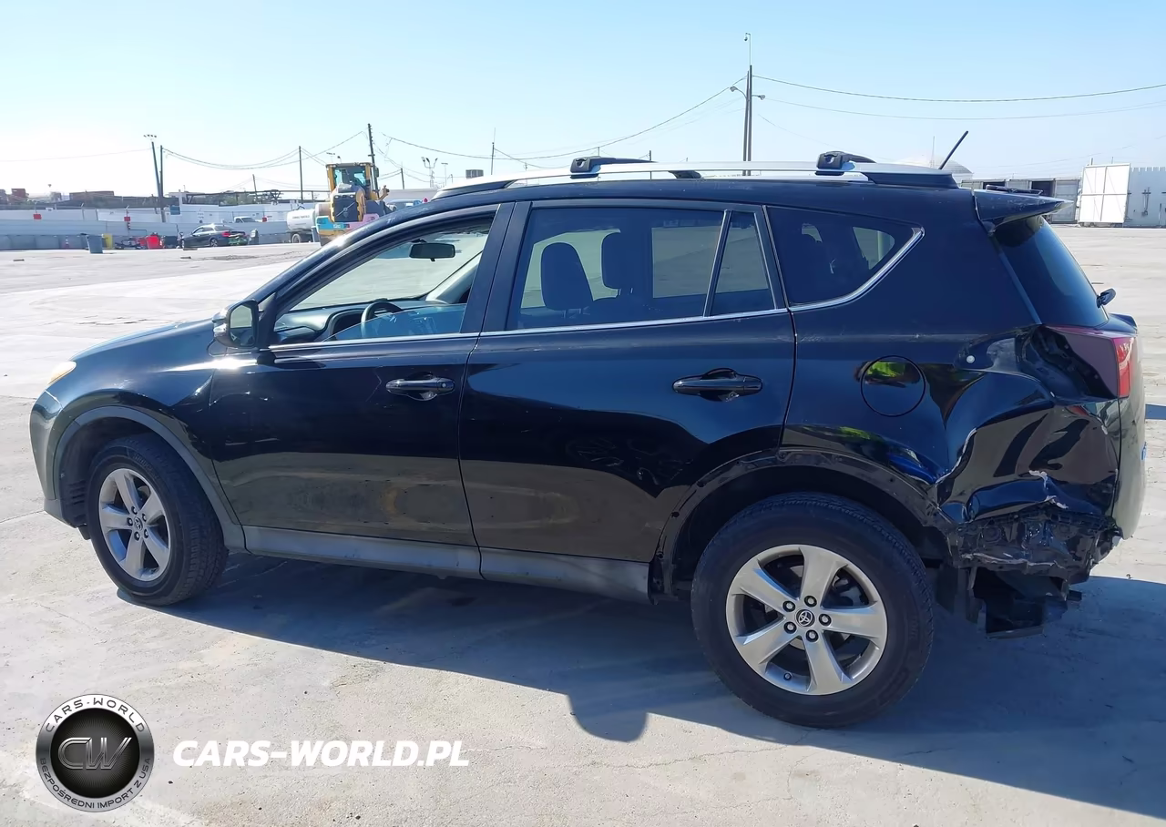 2015 Toyota Rav4 Xle VIN:2T3WFREV0FW161373 - 15