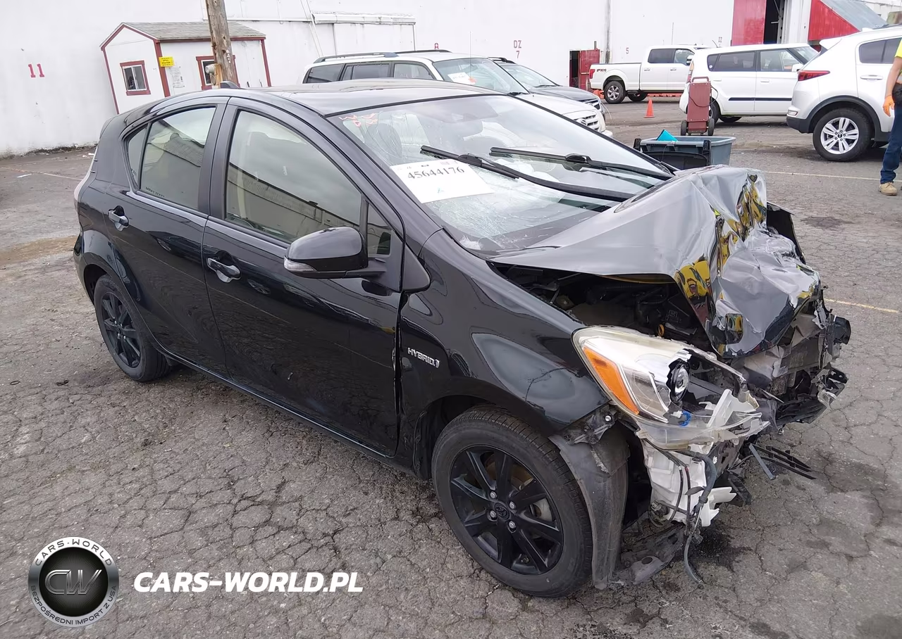2016 Toyota Prius C Persona Series – zdjęcie 1 z 16