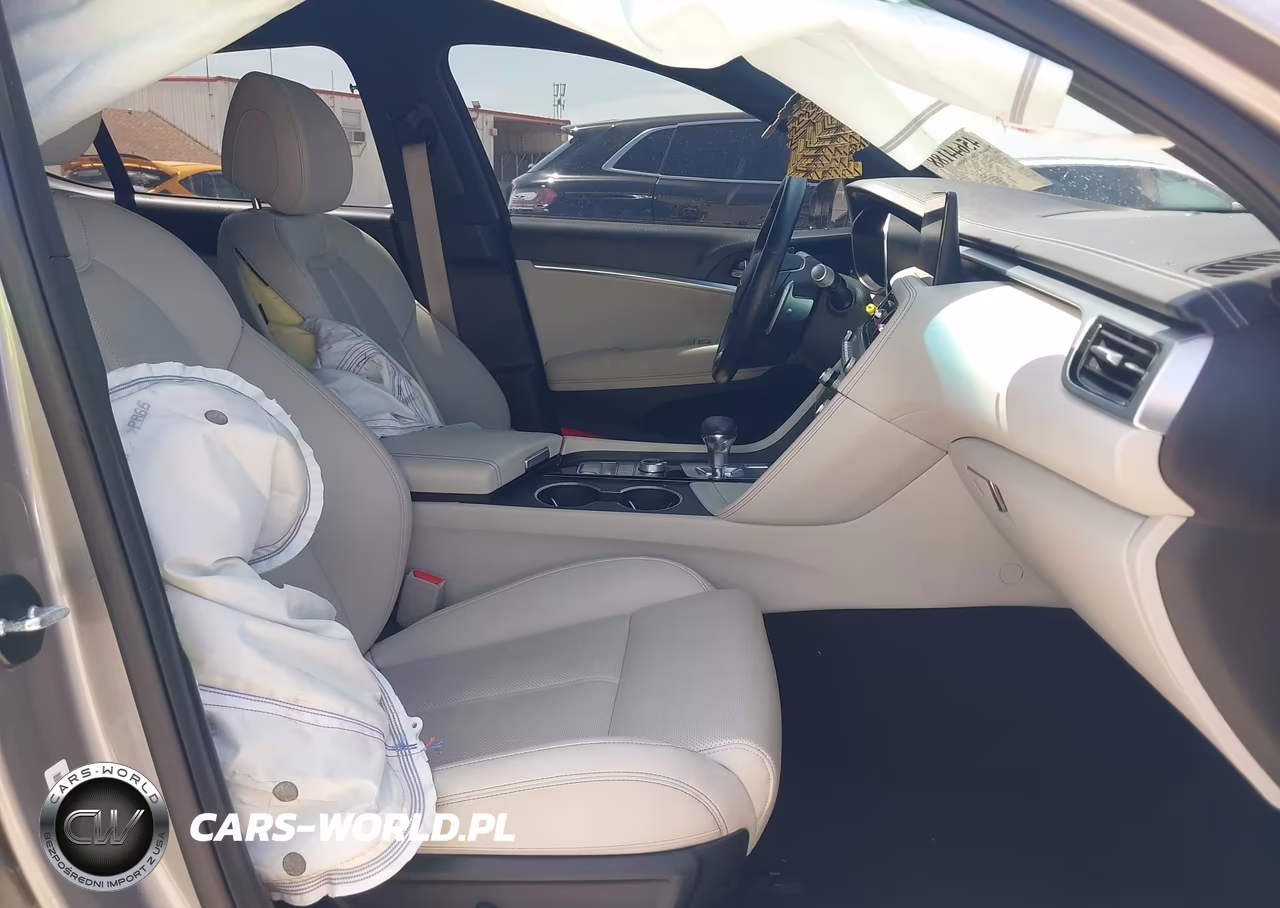 2024 Genesis G70 2.5T Rwd VIN:KMTG34SC2RU142930 - 5