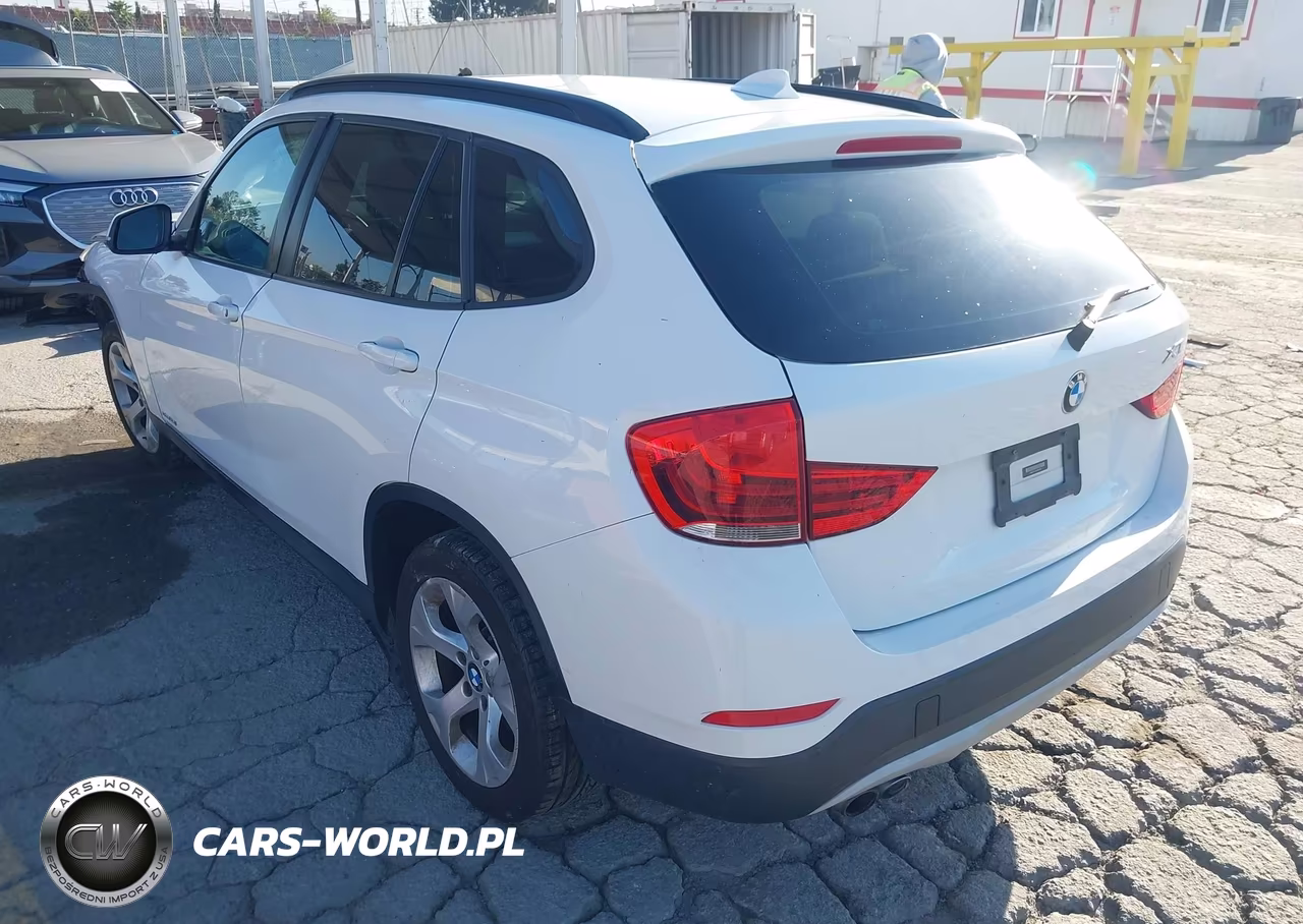 2014 BMW X1 Sdrive28I VIN:WBAVM1C52EVW53380 - 3