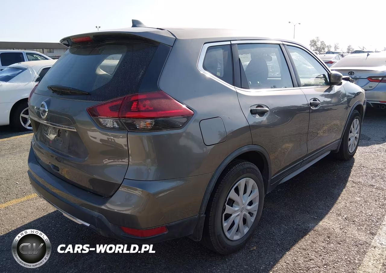 2018 Nissan Rogue S VIN:JN8AT2MT5JW458065 - 4