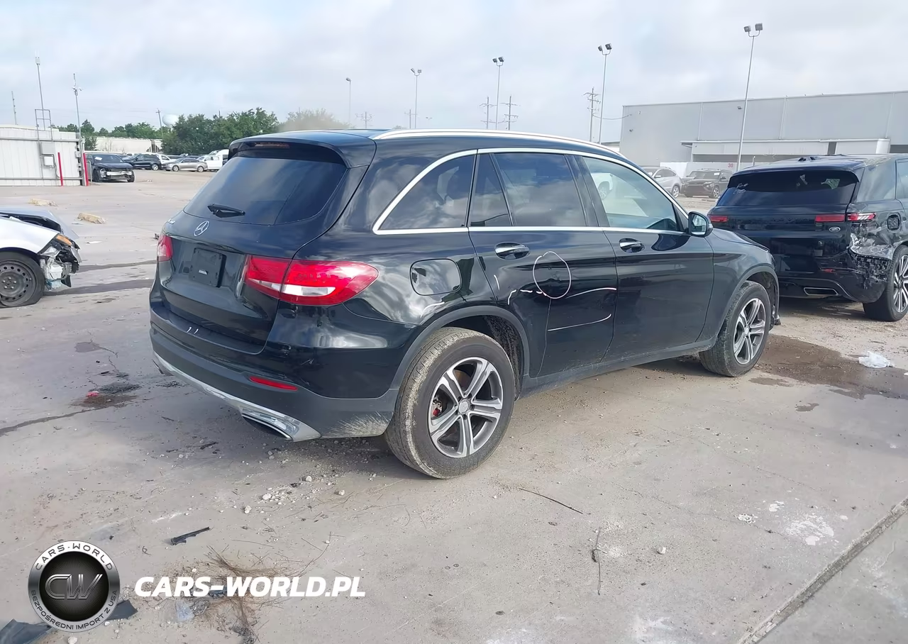 2017 Mercedes-Benz Glc 300 VIN:WDC0G4JB0HF171448 - 4