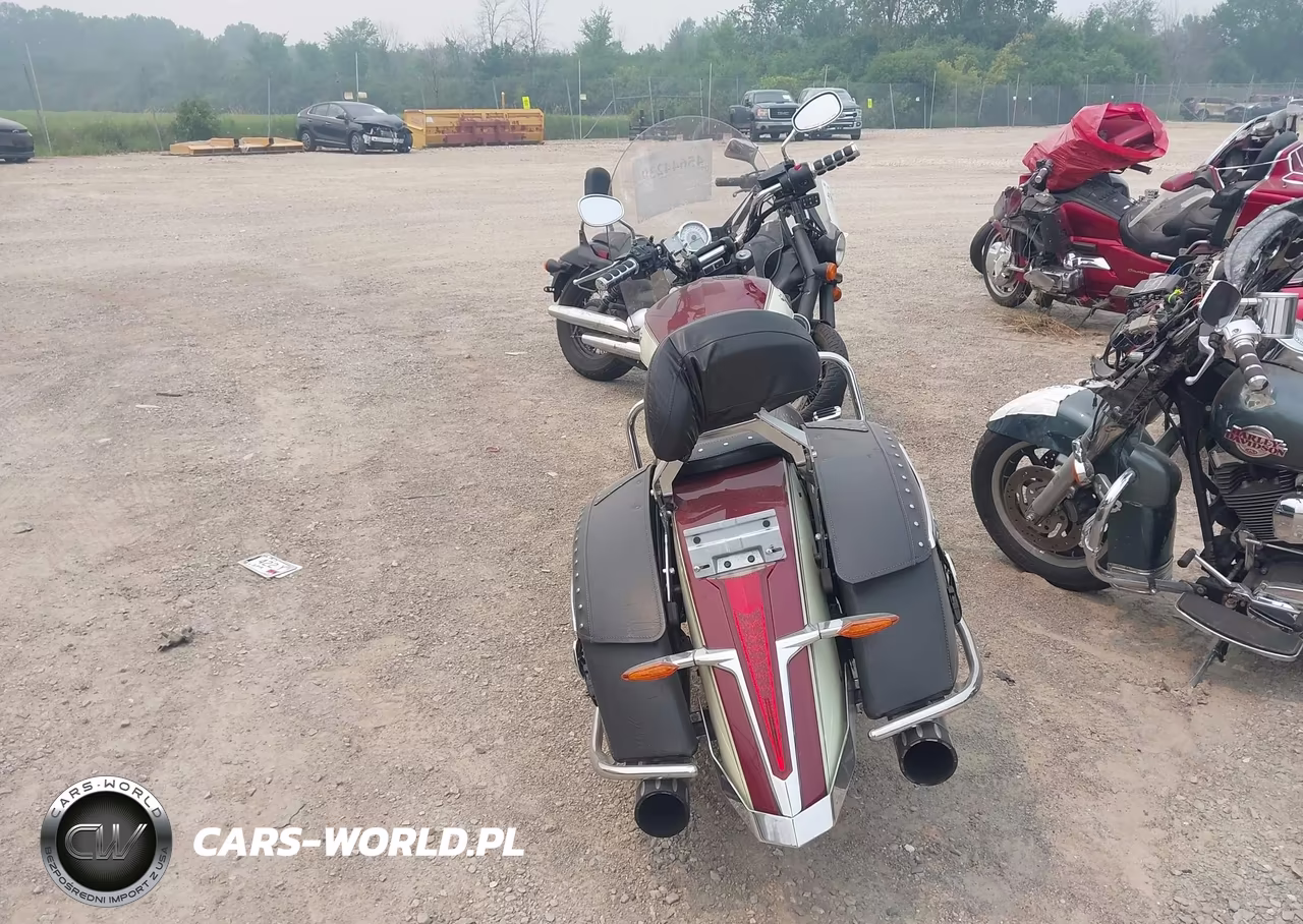 2013 Victory Motorcycles Cross Roads Classic VIN:5VPBW36N3D3015884 - 6