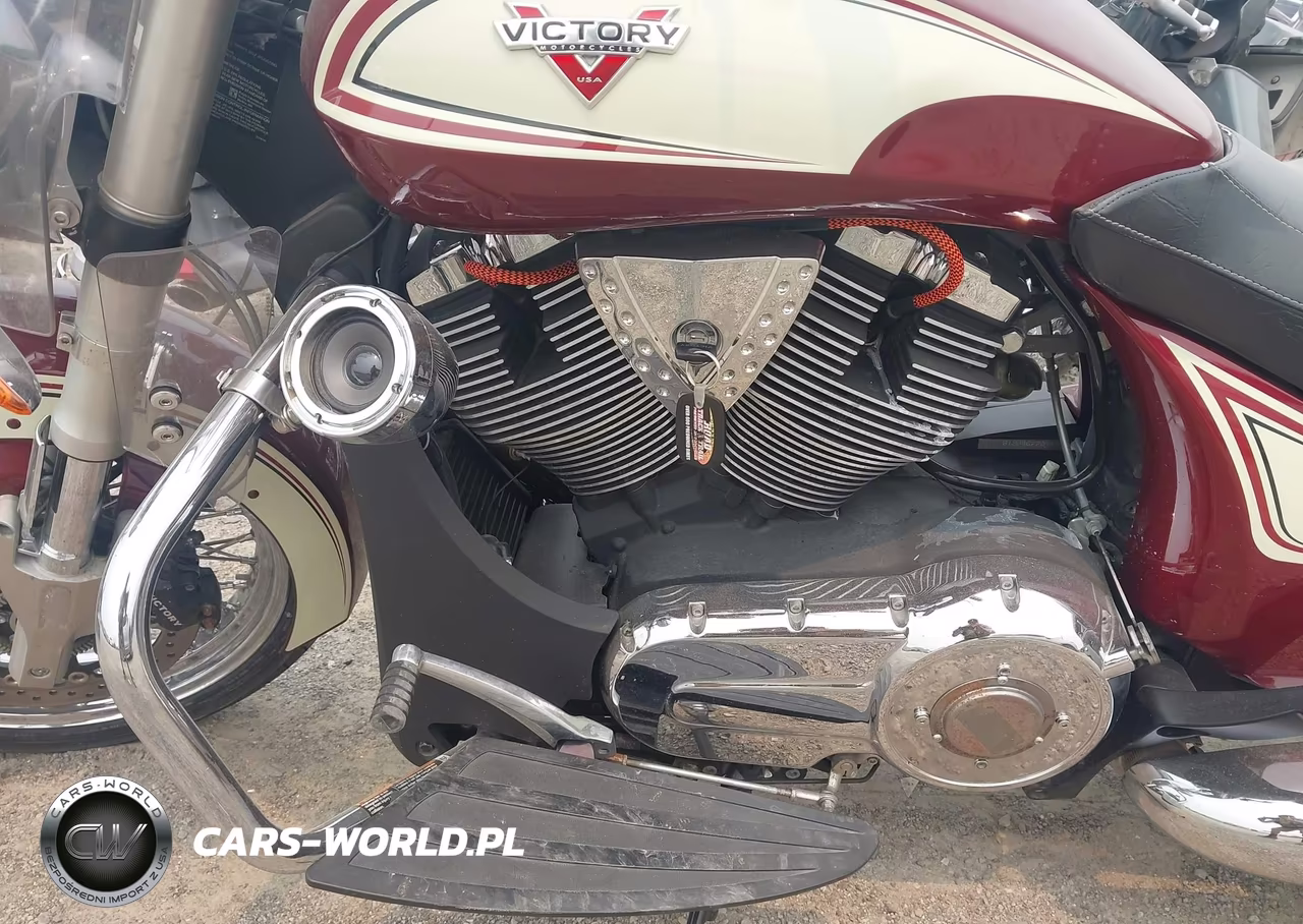 2013 Victory Motorcycles Cross Roads Classic VIN:5VPBW36N3D3015884 - 9