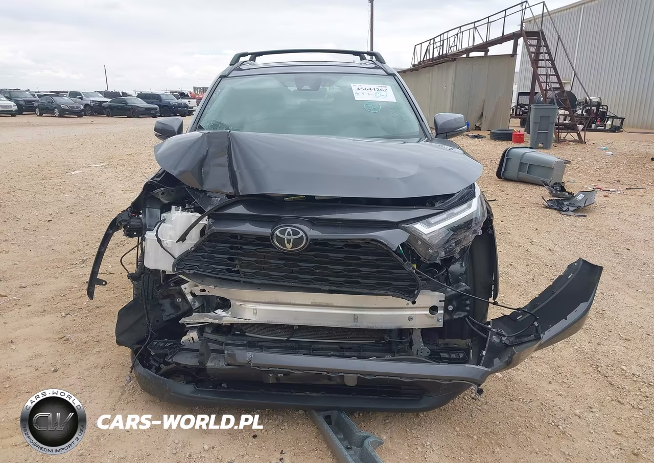 2025 Toyota Rav4 Xle VIN:2T3W1RFV9SC303728 - 12