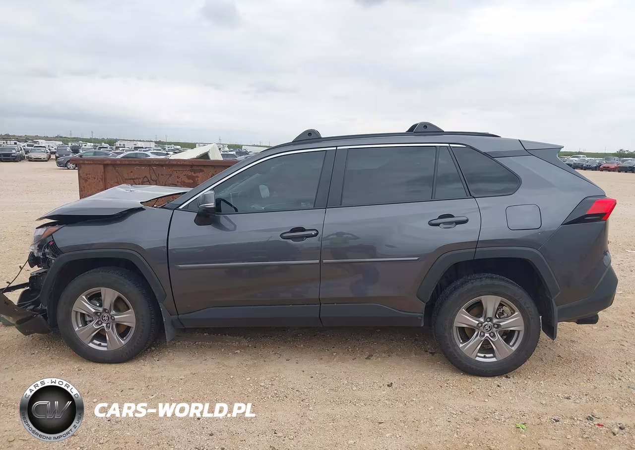 2025 Toyota Rav4 Xle VIN:2T3W1RFV9SC303728 - 14