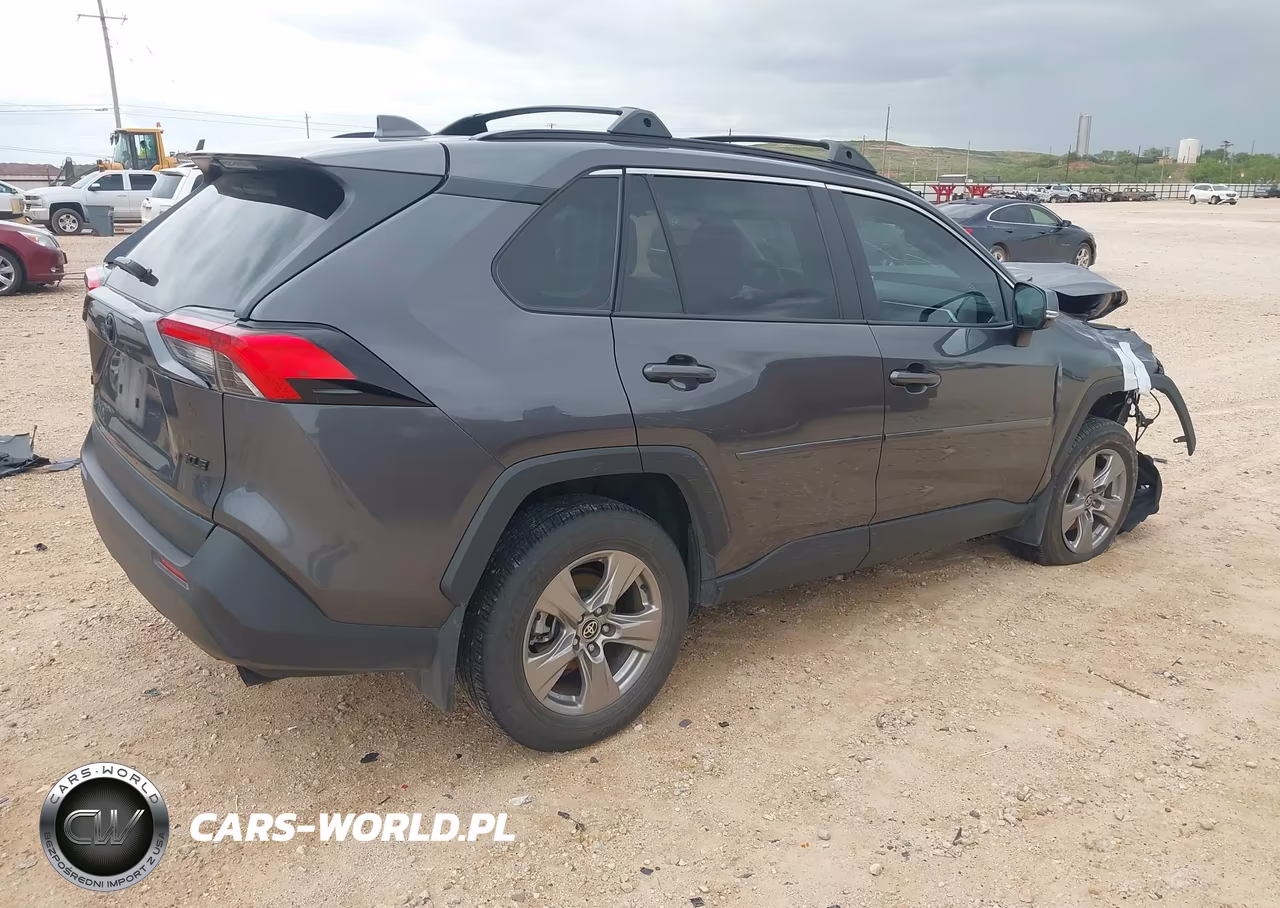 2025 Toyota Rav4 Xle VIN:2T3W1RFV9SC303728 - 4