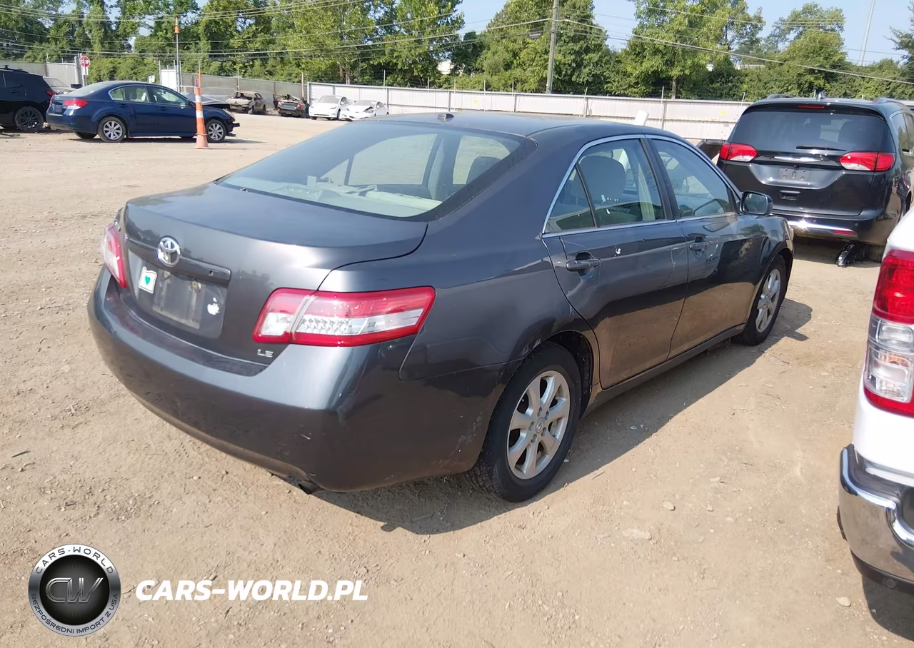 2011 Toyota Camry Le VIN:4T4BF3EKXBR113860 - 4