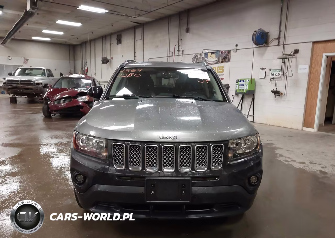 2014 Jeep Compass Latitude VIN:1C4NJDEB4ED532825 - 12