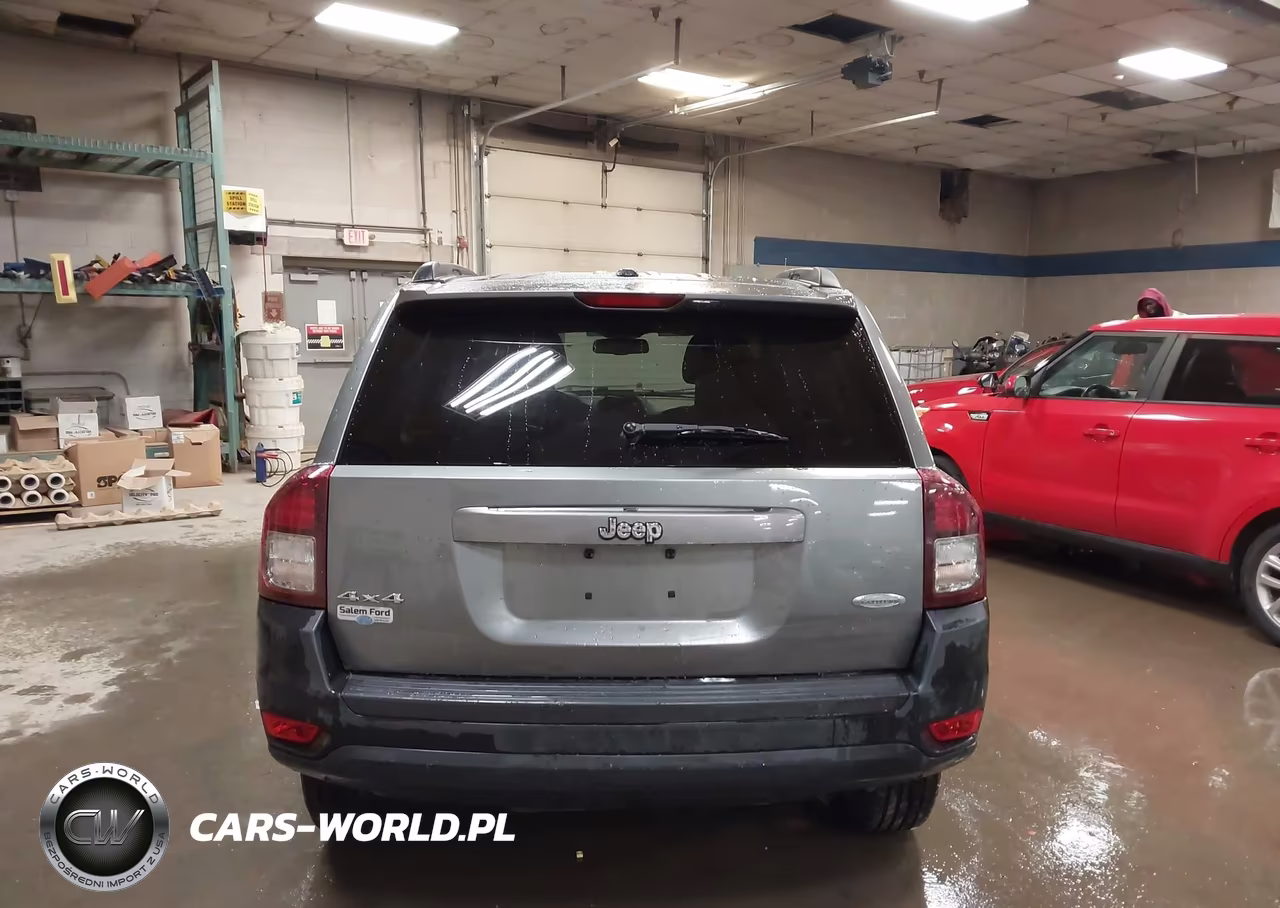 2014 Jeep Compass Latitude VIN:1C4NJDEB4ED532825 - 16
